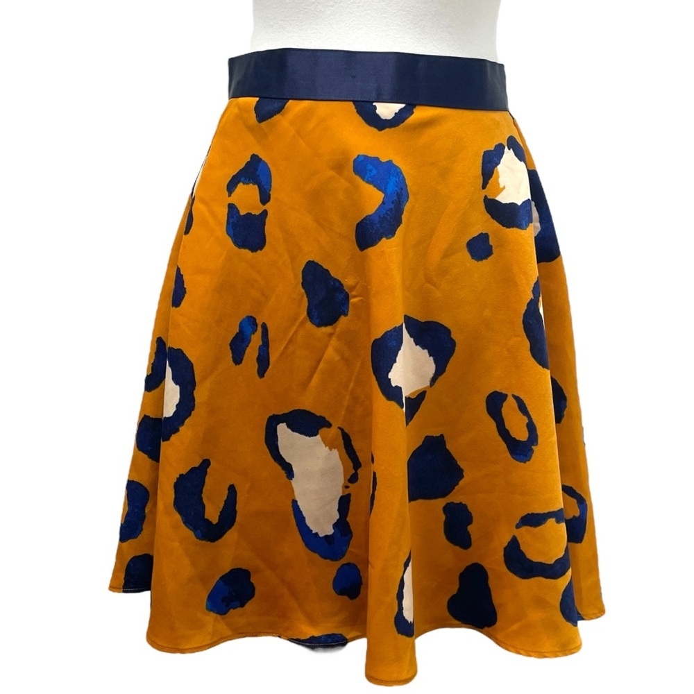 3.1 Phillip Lim for Target Silky Skirt in Animal print. Gold & Navy Blue, size 8